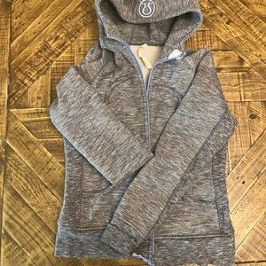 Lululemon size 10 full zip scuba. With rip tag.
